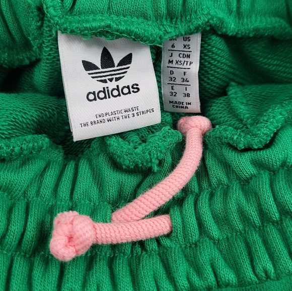 ADIDAS Adicolor 70s Sweat Pant in Green Pink XS - Picture 6 of 8